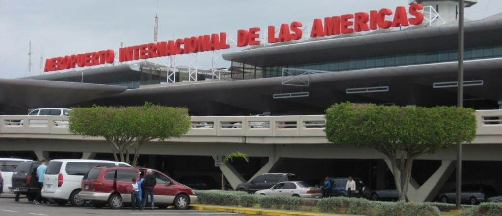 Aeropuertos dominicanos se alistan para reabrir este miércoles